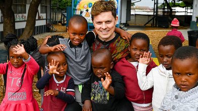  Michael Patrick Kelly engagiert sich seit Jahren für den RTL-Spendenmarathon und hat in diesem Frühjahr für bedürftige Kinder und deren Familien in einem Township in Südafrika Spenden gesammelt. © Markus Hertrich, MG RTL D/Markus Hertrich 