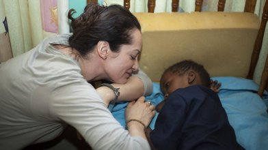"RTL - Wir helfen Kindern" Projektpatin Natalia Wörner in Kenia