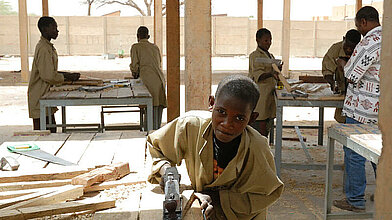 Projekt-Patin Sandra Thier: Hilfe für Kinder in den Goldminen in Burkina Faso