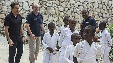 Ben Stiller und Wolfram Kons auf Haiti.